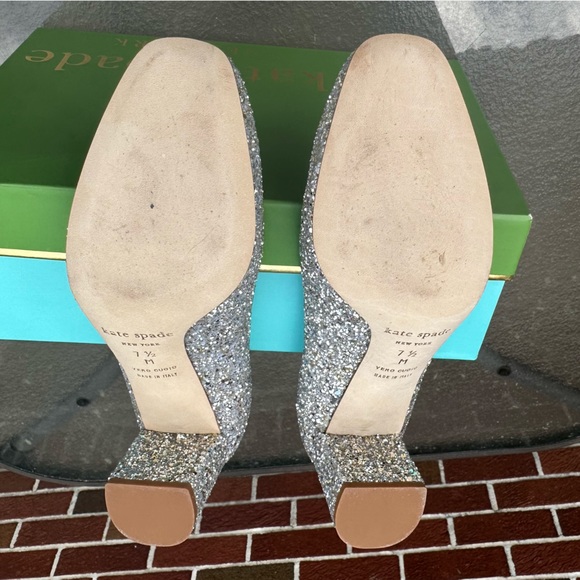 kate spade Dolores Heels - Picture 5 of 9